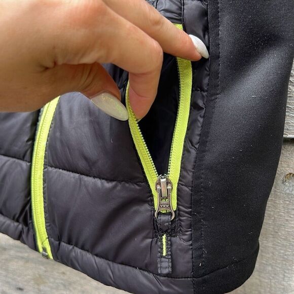 Free Country Kid's Black Green Power Zipper Down Feather Down Puffer Vest XS - Picture 4 of 9